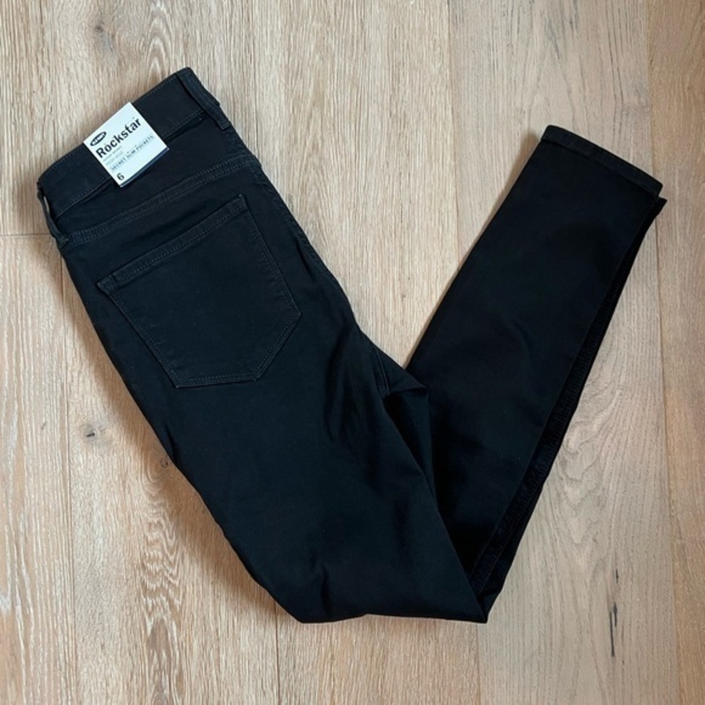 Old Navy Rockstar Slim Pocket High Waisted Super Skinny Black Jeans Size 6